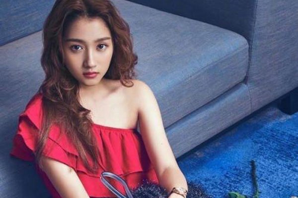鹿晗私生活糜烂天涯 还不是他和关女友的事闹得