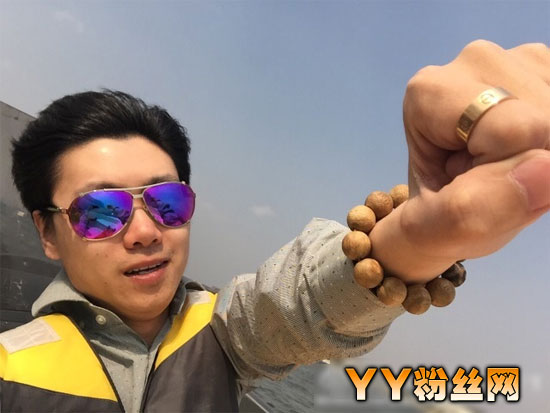 非诚勿扰孙鹏展现成熟男人魅力 帅气土豪孙鹏个人资料微博身价