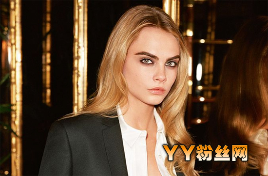 ������������߶��Ը���������廨ͼƬ �Ǽ��ع�Ů����������