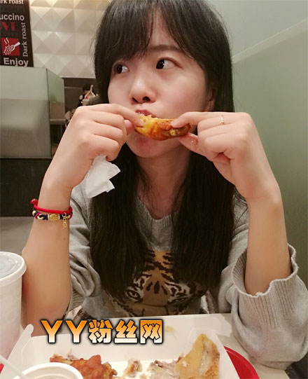 弱鸡原名张博涵女友照片曝光 19岁弱鸡霸气夺得中欧对抗赛冠军 (http://www.smallgear.cn/) pm 第1张