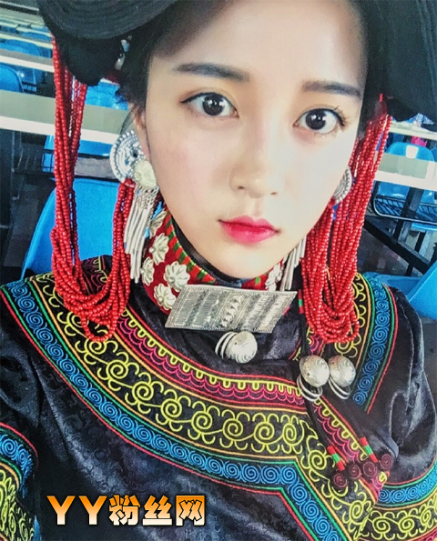 彝族美女吉布乌芝唯美私照 一站到底吉布乌芝个人资料男友是谁 (http://www.smallgear.cn/) pm 第1张