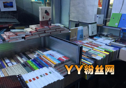 山西大学书霸卢虹任微博资料家庭背景 卢虹任女友童雪倩照片曝光