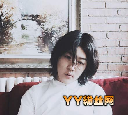 奇葩说出柜男神姜思达和樊野在一起了吗 姜思达为什么叫大美玲