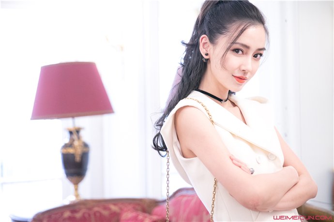 杨颖什么时候离的婚 有过几段婚史