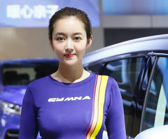 潘娇娇闲b门事件 她的个人写真可谓是张张大尺度