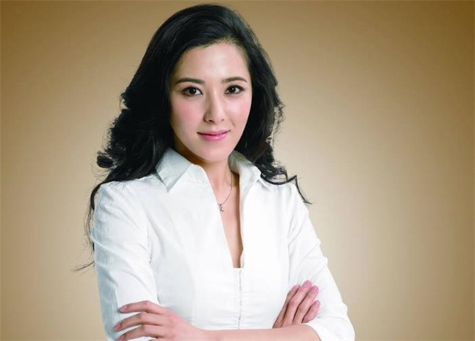 曾黎个人资料简介 演员曾黎结婚了没有呢