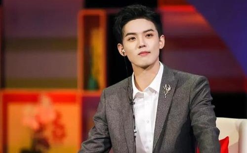 周峻纬老婆唐宁简介 妻子长什么样的呢