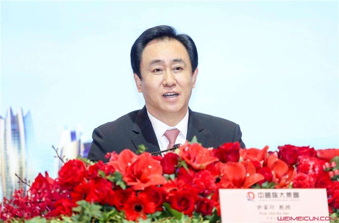 许家印后台背后的靠山是谁 以前是谁的马仔