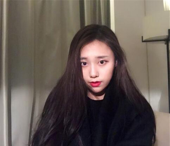 我叫欧拉小仙女微博是谁 周杰伦演唱会上小仙女