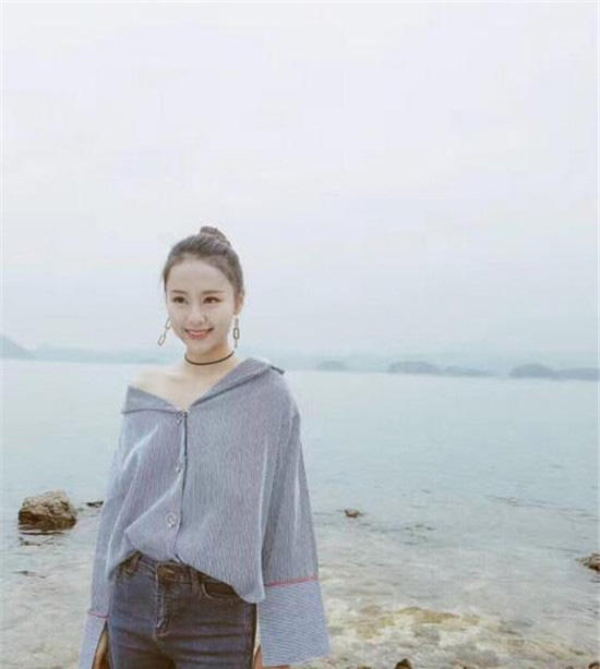 我叫欧拉小仙女微博是谁 周杰伦演唱会上小仙女