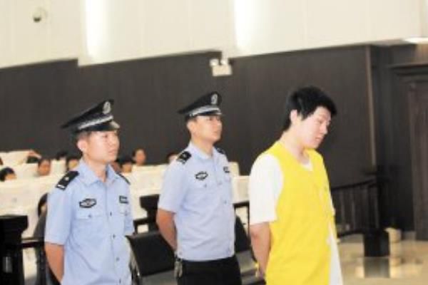 中南大学谋杀案怎么回事 王啸求爱不成起杀心
