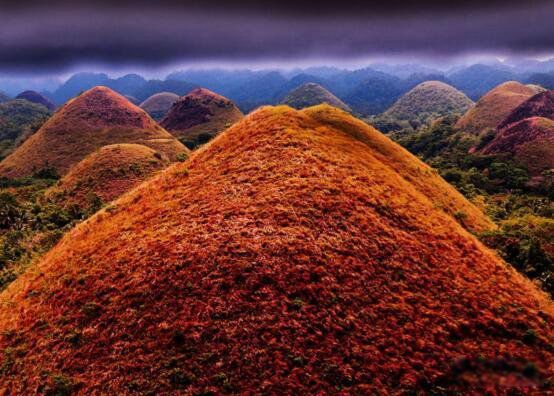 巧克力山在哪个国家 巧克力山怎么形成的