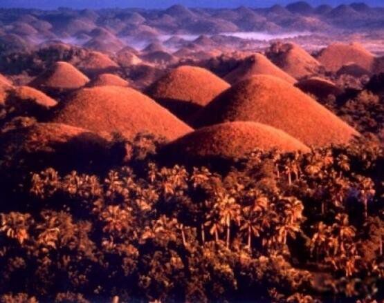 巧克力山在哪个国家 巧克力山怎么形成的