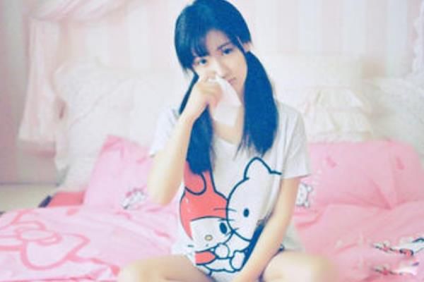 我国最美校服女生是谁 是一位来自中国传媒大学的妹子