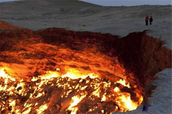 地狱之门火还在烧吗 地狱之门大火为何不扑灭