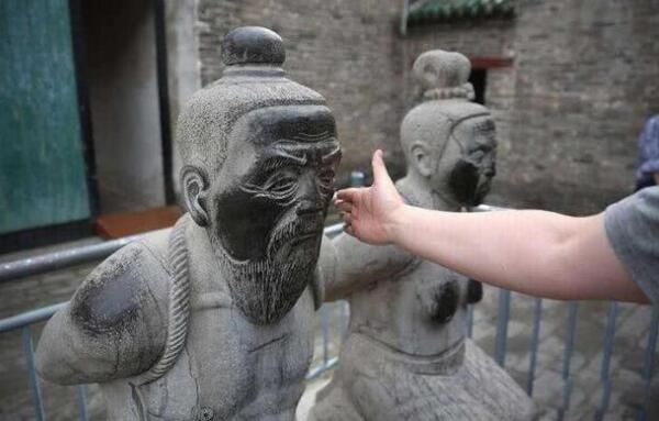 秦桧最后咋死的 历史上秦桧是如何被杀的