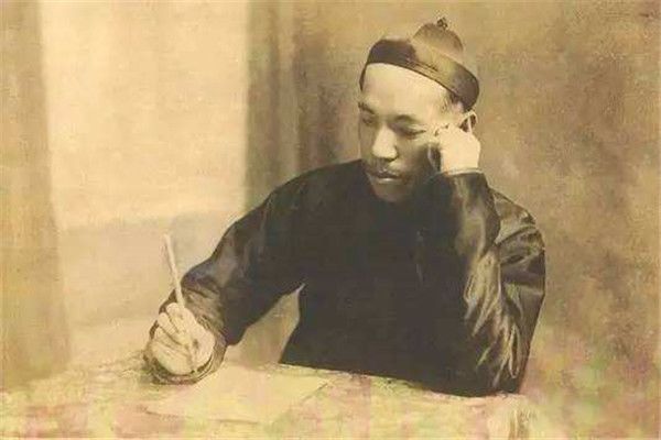 天下兴亡匹夫有责的意思及历史典故 是哪位思想家的名言