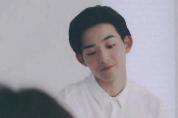 小狼狗是什么类型的男生 饭圈中小狼狗是什么意思?