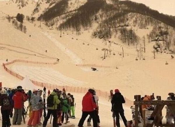 ŷ�޶���콵��ѩ�¼����� ���귢��һ�ξ�����ʲôԭ��