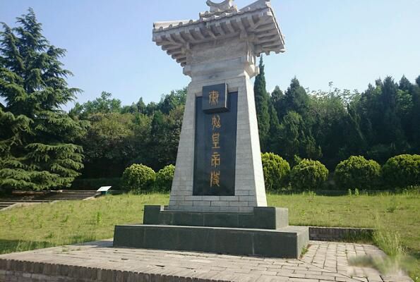 姚玉忠动了什么最不该动的东西 姚玉忠盗最大的墓是谁的