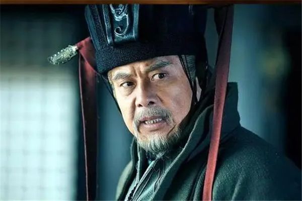 程普是谁杀的 程普为什么看不起周瑜