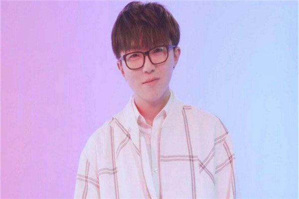 哇唧唧哇旗下艺人名单排名前十 十个人颜值高实力也强
