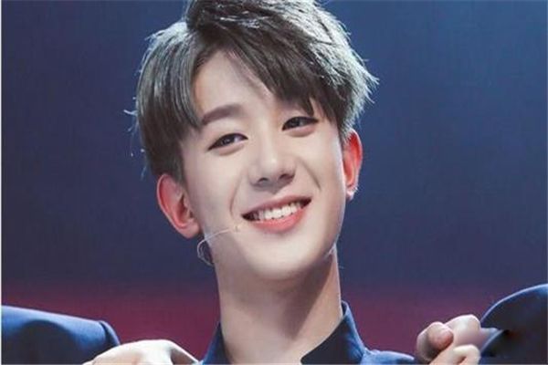 哇唧唧哇旗下艺人名单排名前十 十个人颜值高实力也强