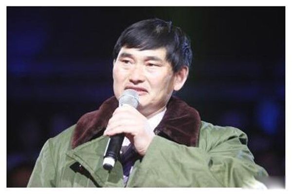 大衣哥是怎么火起来的 朱之文是怎么出名的