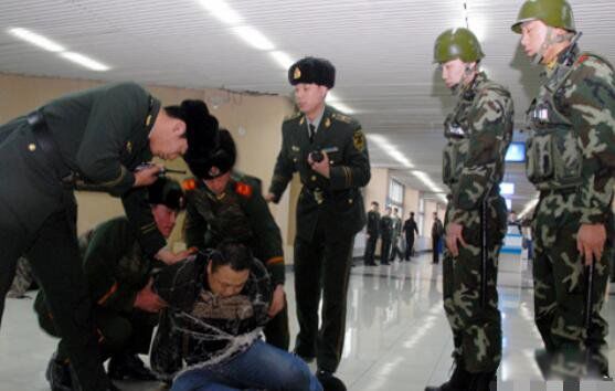 哈尔滨机场恐怖袭击事件始末 事件发生在什么时候