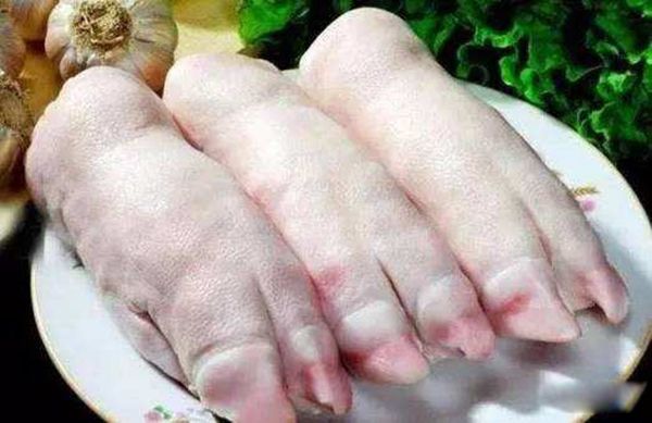 男生都是大猪蹄子的意思 为什么说男生都是大猪蹄子