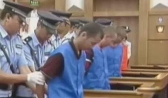 昆明恐怖袭击案件幕后 昆明恐怖分子恐怖案件始末