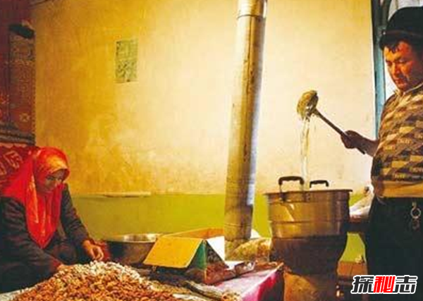 切糕为什么这么贵 切糕16万事件一刀下去倾家荡产