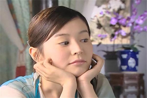 柏雪为什么退出娱乐圈 柏雪为什么消失了不演戏了