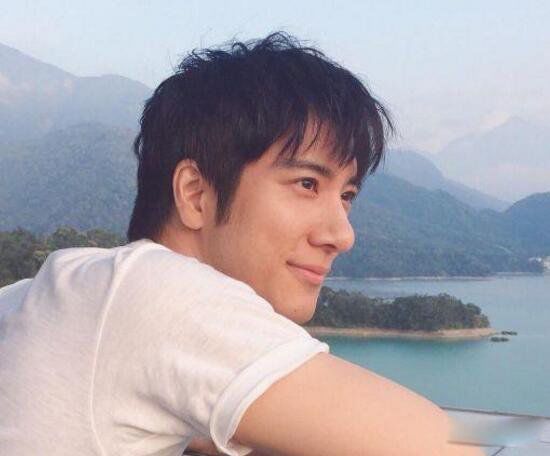 我国最帅的男明星排行榜前十名 有没有你家男神位列其中