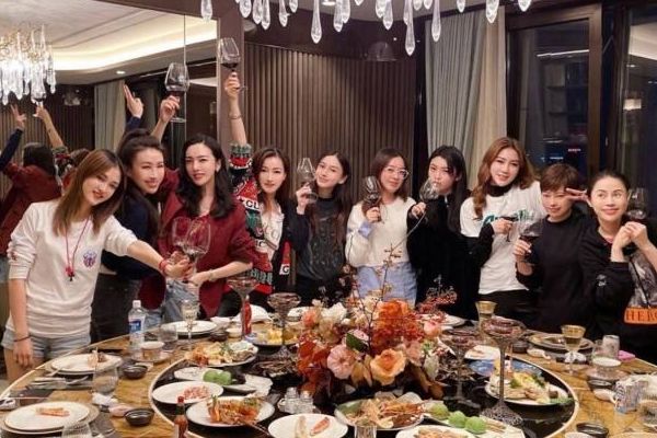 上海名媛是什么意思 上海名媛群拼单事件如何看待