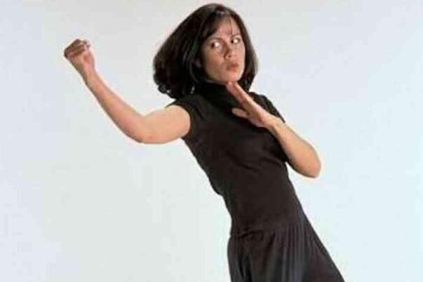 李香凝是李小龙亲生的吗 李香凝还在吗现状如何