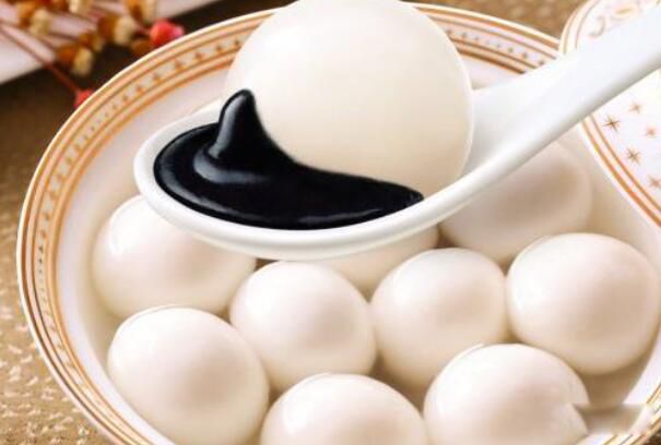 怎么煮汤圆不会烂 煮的时候多搅拌避免粘连
