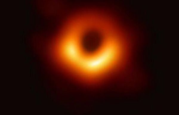 黑洞是天体吗?什么样子的 什么是黑洞的克星