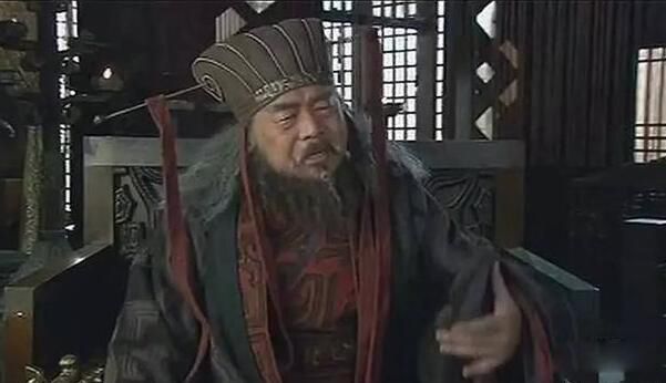 董卓简介及人生经历 董卓是谁杀掉的?真正的死因