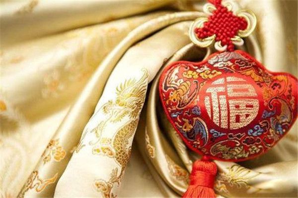 戌时五行属什么 戌时出生的人有两种命