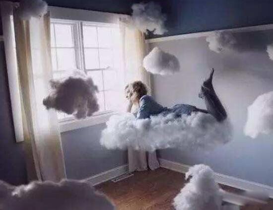 做梦是平行世界的记忆科学解释 做的梦是另一个平行宇宙发生的事