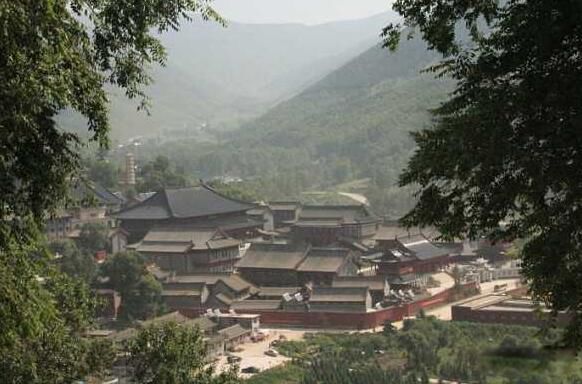 中国四大佛教圣地是哪几个 五台山佛光寺每年慕名而来的人很多
