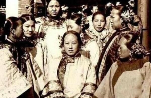 清朝选妃身体这处太小不准入宫 清朝选妃子的标准是怎么挑选的
