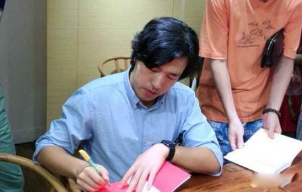 掉书袋的意思解释 掉书袋出处褒义还是贬义