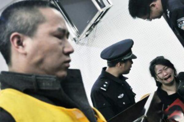 ���ɱ�޺�����Ѭ������ʬ ���ɱ�ް��䶯ȫ��
