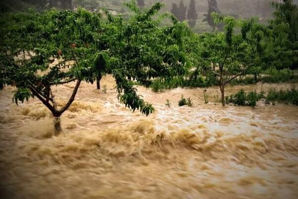 梦见发大水是什么预兆 梦见发大水是吉兆还是凶兆