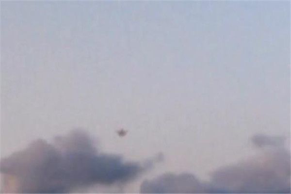 空军战机追击ufo不明飞行物 1998年河北沧州空军追ufo情况真相
