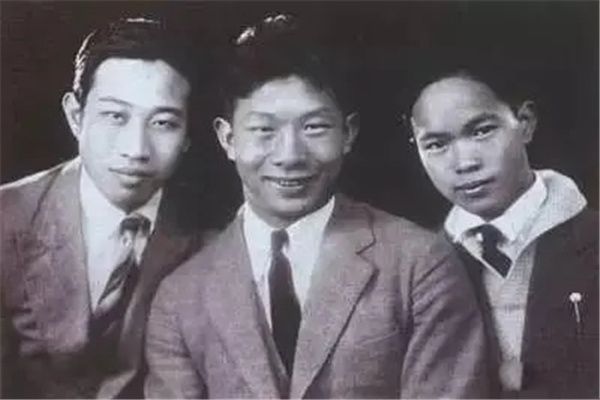 聂耳作曲和田汉作词的歌是哪首 音乐家聂耳的作品有哪些