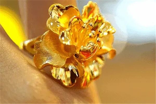 黄金会生锈吗 金子成色不足则易生锈