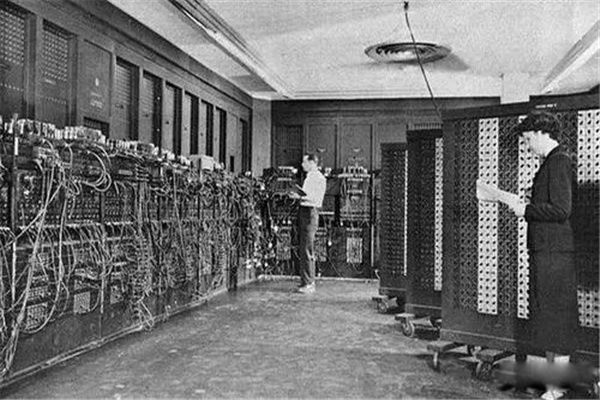 ��һ̨���Ӽ������ʲô���� ��һ̨���Ӽ������1946�����������Ƶ�